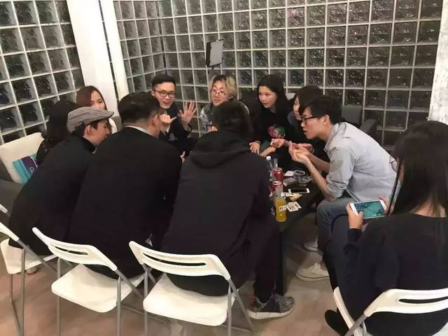 德州扑克教学_WST美女导师搞笑视频_德州扑克玩法介绍