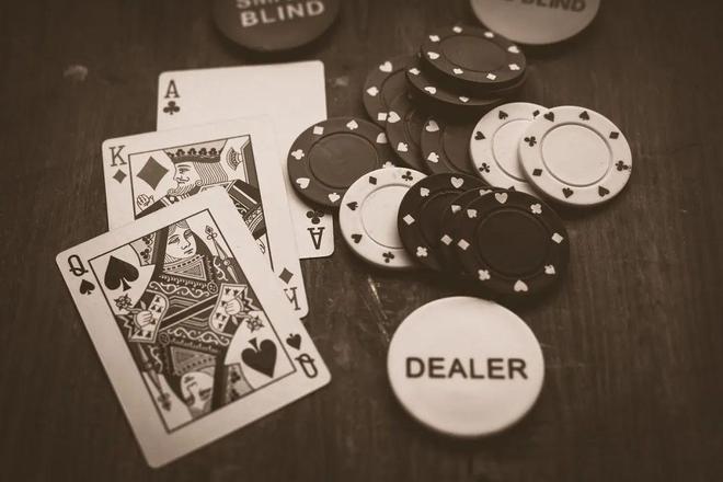 掼蛋在金融圈的流行_掼蛋游戏规则_中国能打德州扑克吗