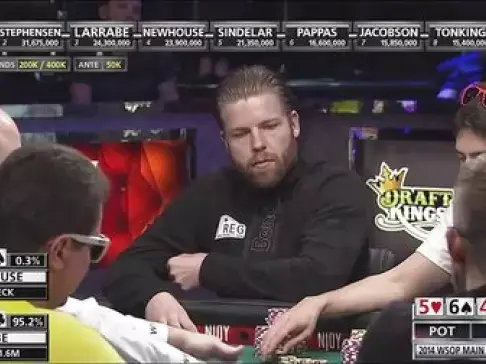 德州扑克wsop2014决赛_乐天德州扑克WSOP2015赛事20第7集大结局_乐天德州扑克WSOP2015巨型赛01天下第一人海赛