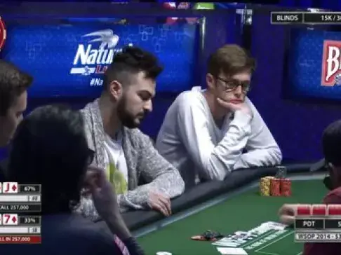 德州扑克wsop2014决赛_乐天德州扑克WSOP2015赛事20第7集大结局_乐天德州扑克WSOP2015巨型赛01天下第一人海赛