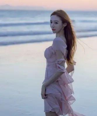 德扑美女选手YARA精彩牌局_德州扑克 佳佳_YARA扑克大赛