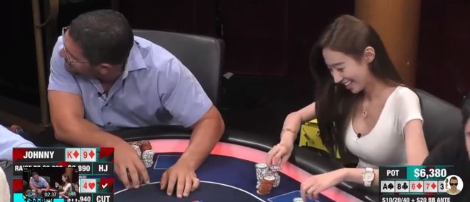 德州扑克 佳佳_YARA扑克大赛_德扑美女选手YARA精彩牌局
